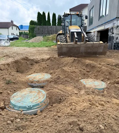 Монтаж трехкамерной автономной канализации ProSeptik Элит+ в Тарасово